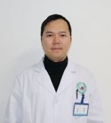 阮黄越，中医学博士